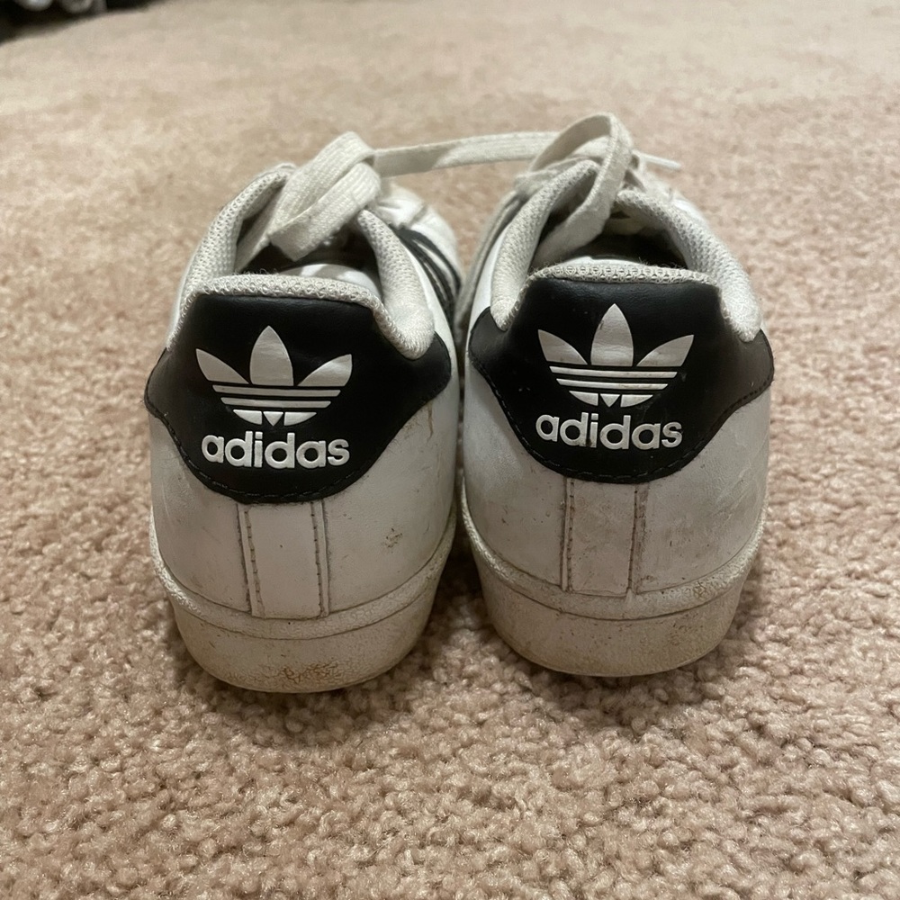 Adidas Superstars - Picture 2 of 3